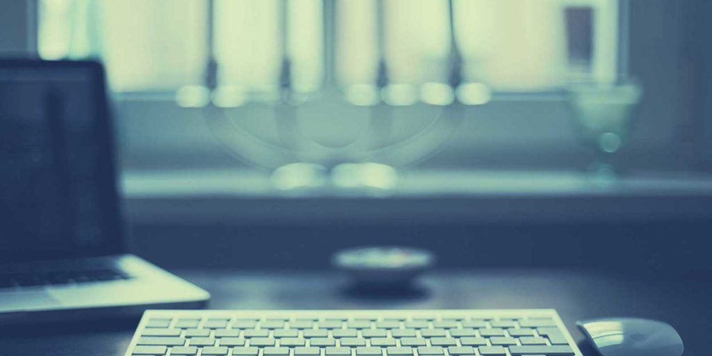 9 Tips to Make Your Laptop Battery Last Longer